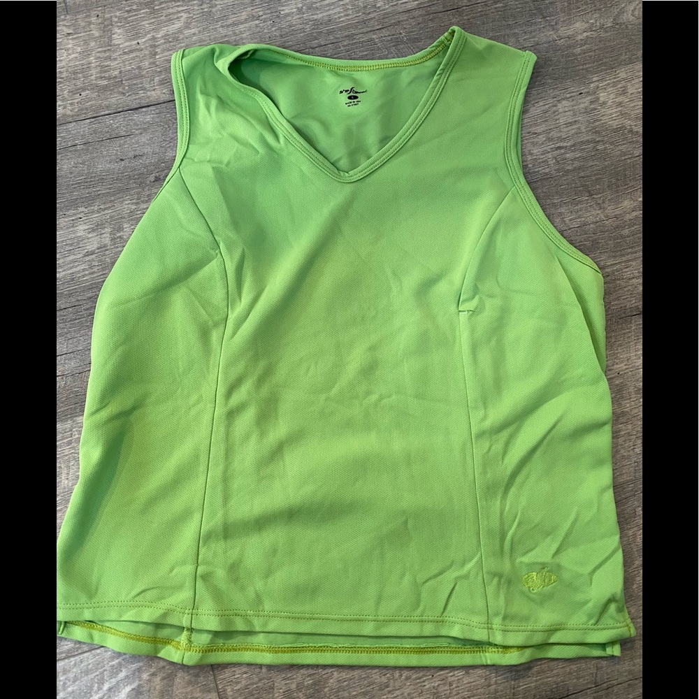 shebeest tank made with whisper-light fabric adapted for cycling.